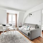 Appartement de 45 m² avec 3 chambre(s) en location à Paris