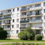 Rent 4 bedroom apartment of 67 m² in Bois-d'Arcy