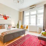 Rent a room of 80 m² in Prague