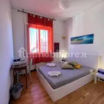 Rent 3 bedroom apartment of 70 m² in Genoa