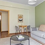 Rent 2 bedroom apartment of 50 m² in Lisbon