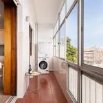 Rent 2 bedroom apartment in Porto