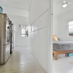 Rent 3 bedroom house of 610 m² in Caloundra