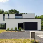 Luxueuze moderne woning gelegen op een unieke, groene locatie in Schiplaken