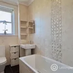 Rent 2 bedroom flat in Edinburgh