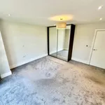 Rent 5 bedroom house in Trafford