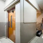 Rent 1 bedroom apartment in Johannesburg