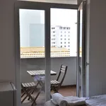 Rent a room in lisbon