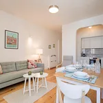 Rent 1 bedroom apartment of 60 m² in Porto