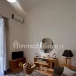 Affitto 4 camera appartamento di 120 m² in Palermo