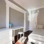 Rent a room in lisbon