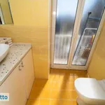 Affitto 3 camera appartamento di 70 m² in Naples