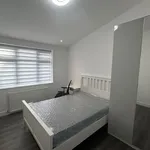 Rent 5 bedroom apartment in South East England