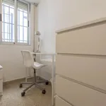 Rent 5 bedroom apartment in Valencia