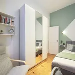 Rent a room in lisbon