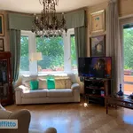 Rent 5 bedroom apartment of 140 m² in Rome