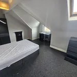 Rent 6 bedroom house in Leeds