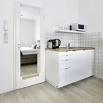 Rent 1 bedroom apartment of 25 m² in Cologne