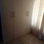 Rent 2 bedroom house of 50 m² in Pretoria