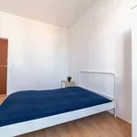 Rent a room in lisbon