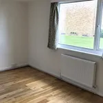 Rent 2 bedroom flat in South East England