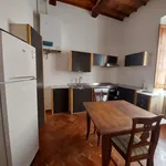 Rent 4 bedroom apartment of 150 m² in arezzo