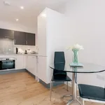 Rent 2 bedroom flat in London