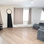 Rent 2 bedroom flat in London