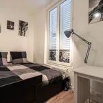 Rent 2 bedroom apartment of 34 m² in Paris