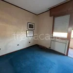 Affitto 3 camera appartamento di 102 m² in Terni