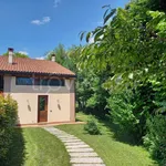 Rent 4 bedroom house of 235 m² in Altavilla Vicentina