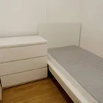 Rent a room in lisbon