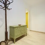 Rent 3 bedroom apartment in Barcelona