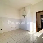 Affitto 5 camera appartamento di 185 m² in Pisa