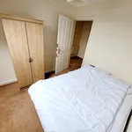 Rent 2 bedroom apartment in Salford