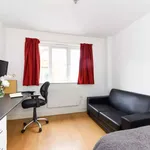 Rent 1 bedroom flat in Leicester