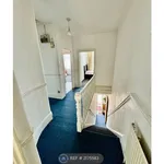 Rent 4 bedroom flat in East Of England