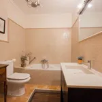 Rent 2 bedroom apartment of 90 m² in valencia