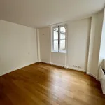 Appartement de 85 m² avec 4 chambre(s) en location à Suresnes