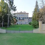 Rent 5 bedroom apartment of 200 m² in Podenzano