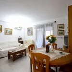 Rent a room of 75 m² in valencia