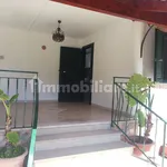 Rent 5 bedroom house of 75 m² in Laura