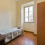 Rent 3 bedroom apartment in Lisbon