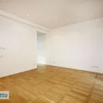 Affitto 6 camera casa di 260 m² in Milan