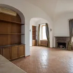 Rent 3 bedroom apartment of 136 m² in Roma