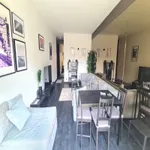 Appartement de 74 m² avec 3 chambre(s) en location à Paris