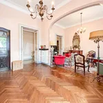 Rent 5 bedroom apartment of 180 m² in Turin