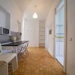 Rent a room of 274 m² in madrid