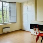 Rent 3 bedroom apartment of 75 m² in Parthenay