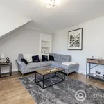 Rent 2 bedroom flat in Olney